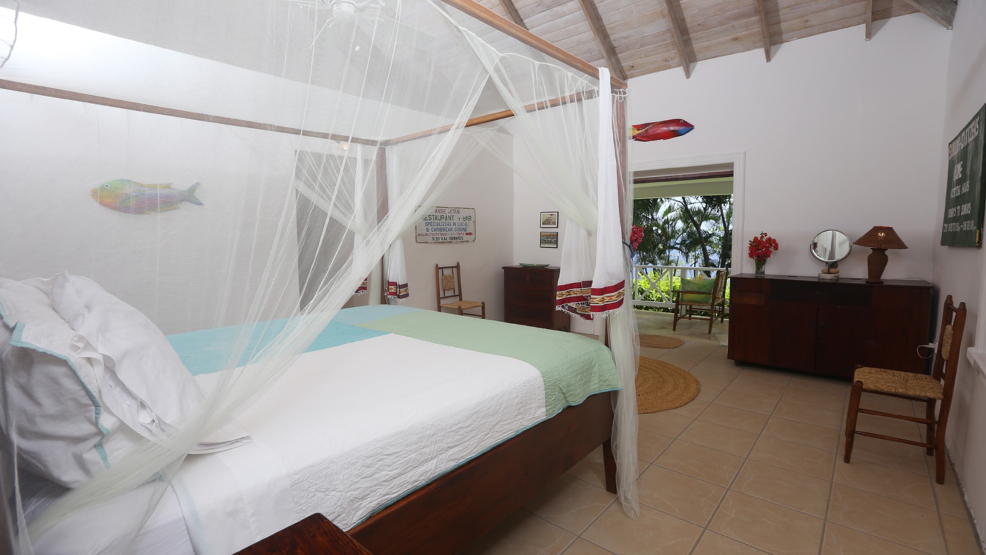 st lucia real estate bed 4 post