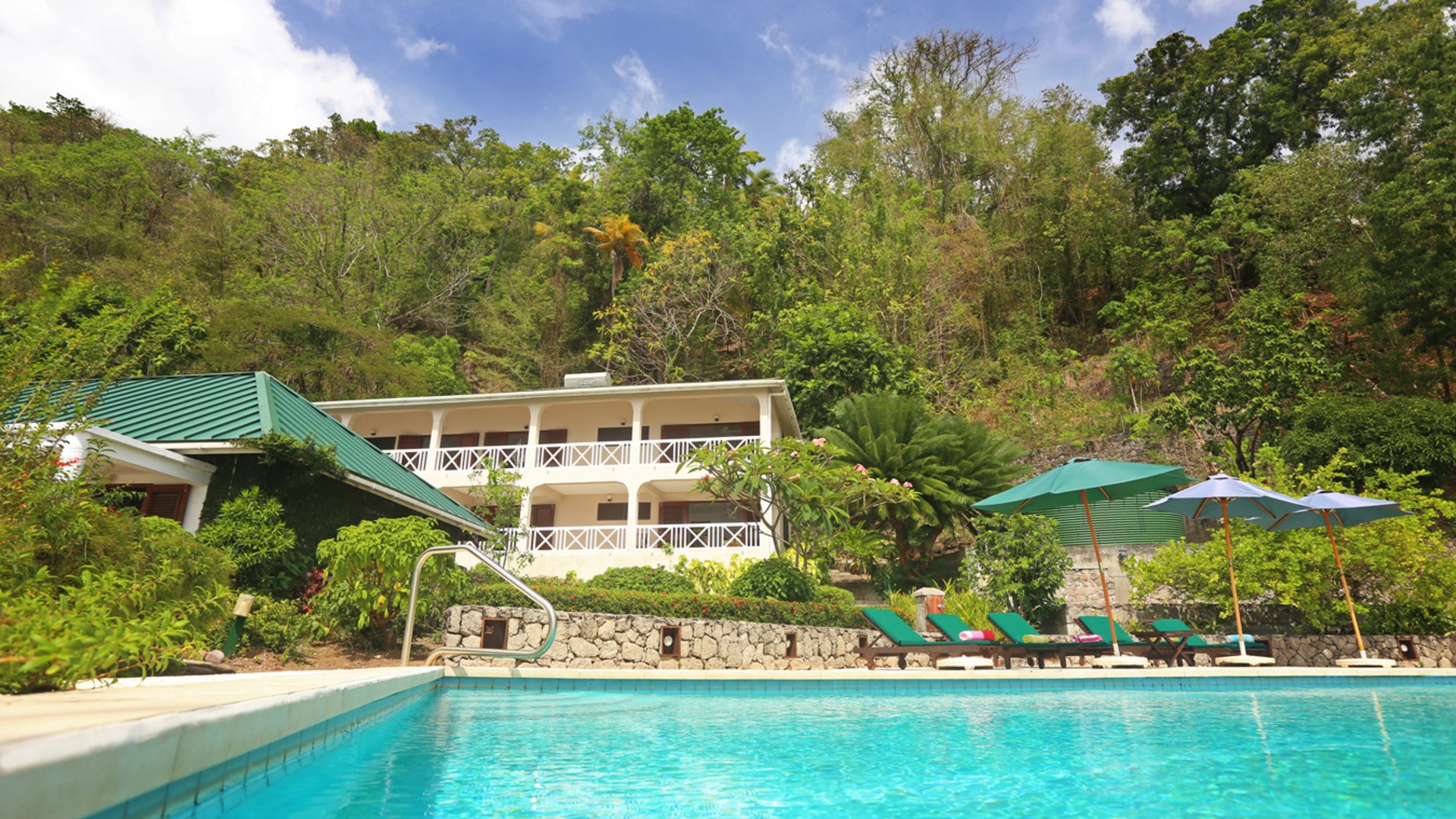 st lucia real estate swimming pool