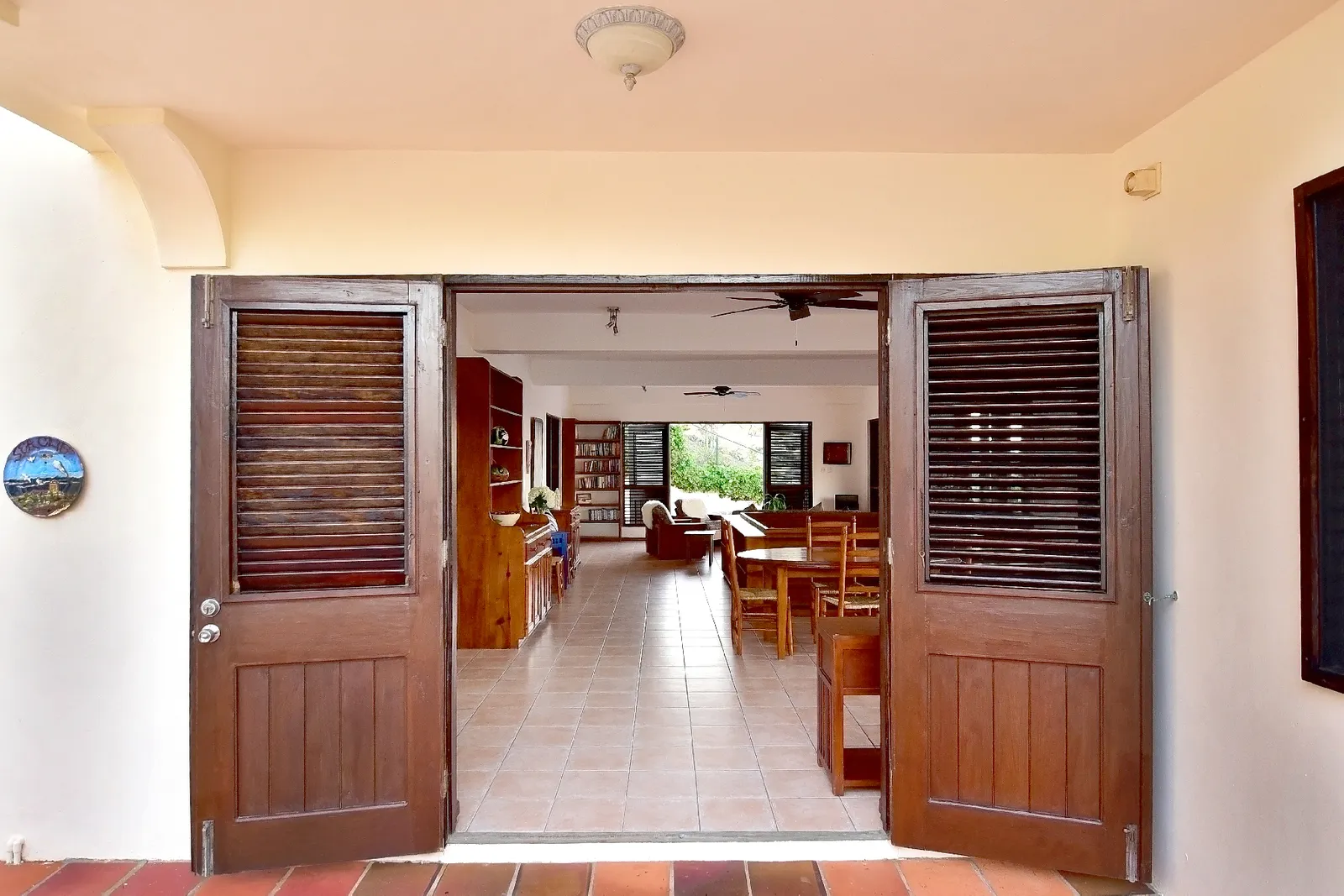 st lucia real estate Cliff Side Family Home for sale door