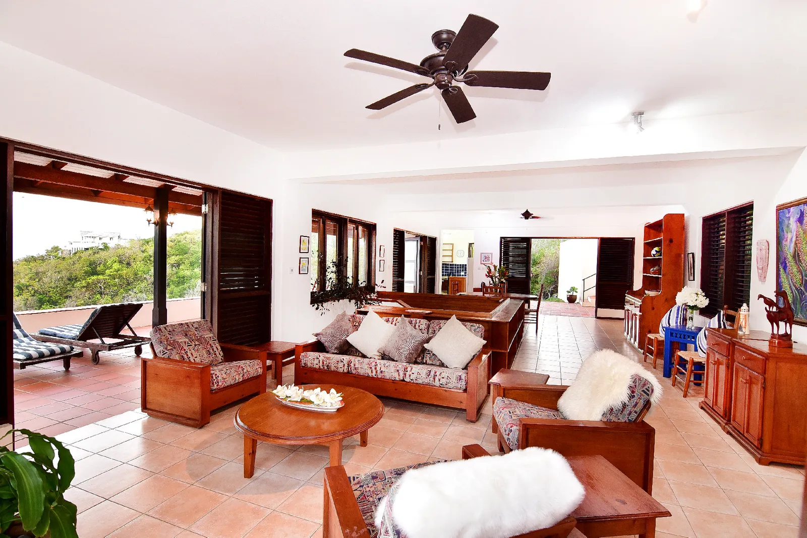 st lucia real estate Cliff Side Family Home for sale living room door