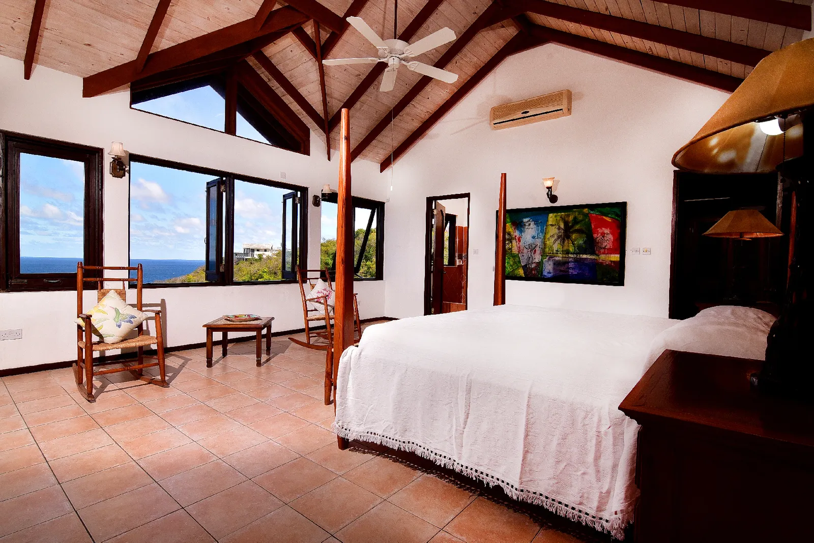 st lucia real estate Cliff Side Family Home for sale king size