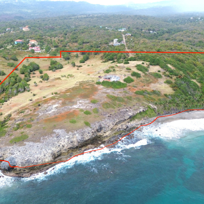28 Acre St Lucia Beach Front