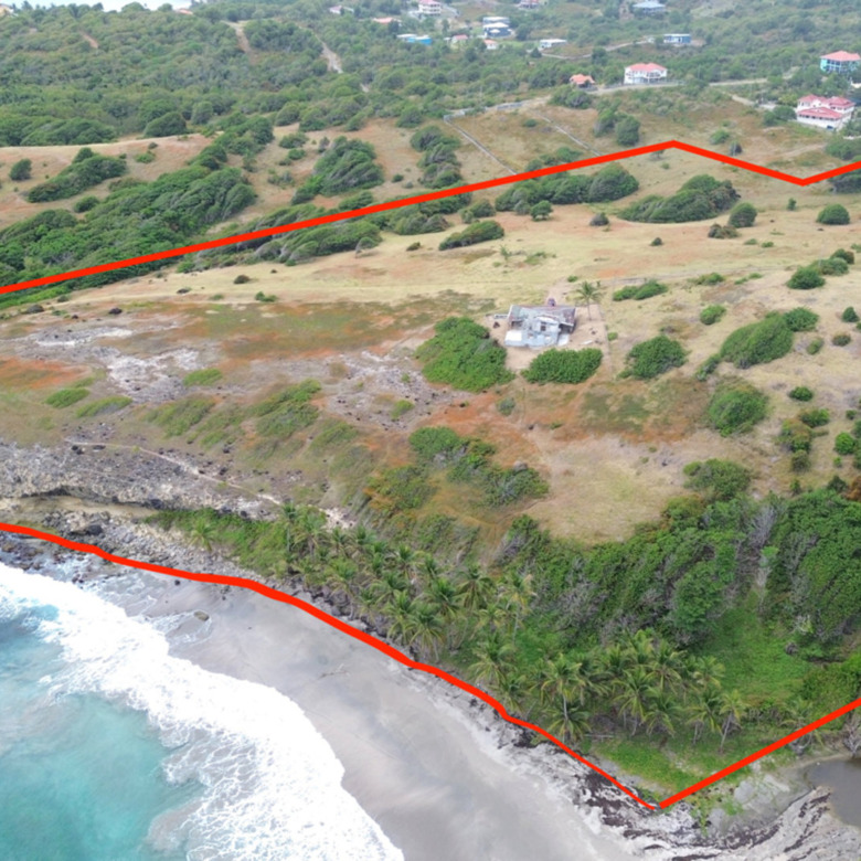 28 Acre St Lucia Beach Front Land For Sale boarder