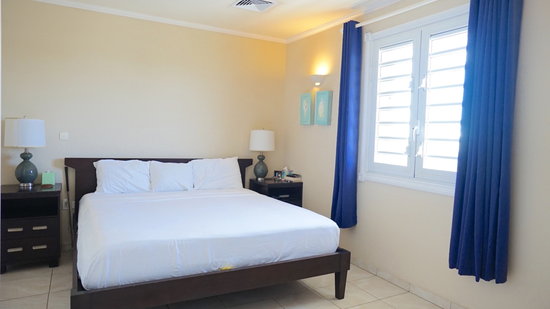 st lucia real estate villa big bed