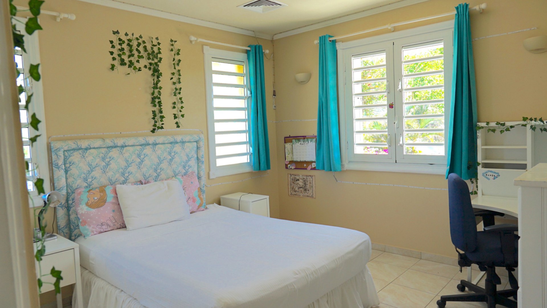 st lucia real estate villa small bed