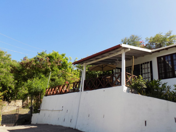 2 bedroom cozy cottage for rent at cap estate st lucia