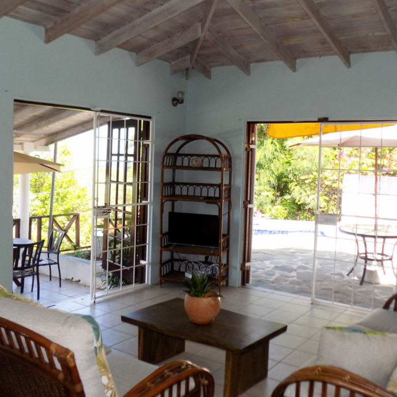 st lucia real estate 2 bedroom Cozzy Cottage For Rent at Cap Estate, St. Lucia main door