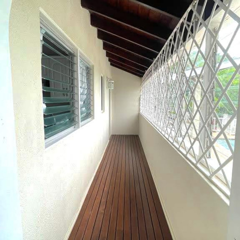 st lucia real estate 3 bedroom Bungalow For Rent at Cap Estate alley
