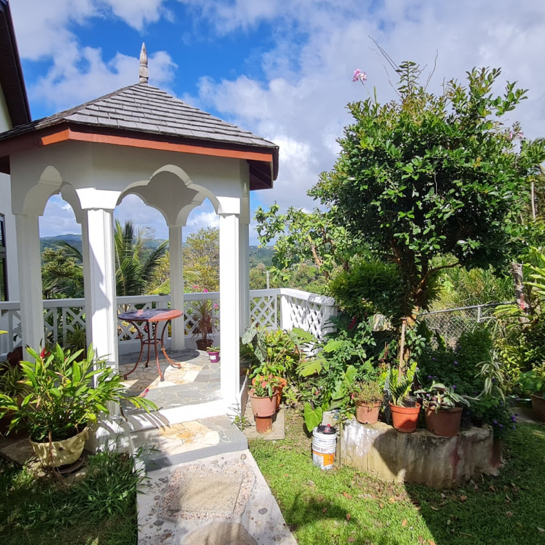 st lucia real estate Private Villa For Rent At Morne Fortune for rent