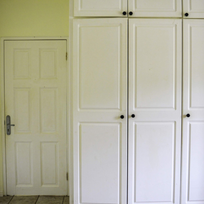 st lucia real estate 3-bed Standalone Trouya Villa for Rent closet