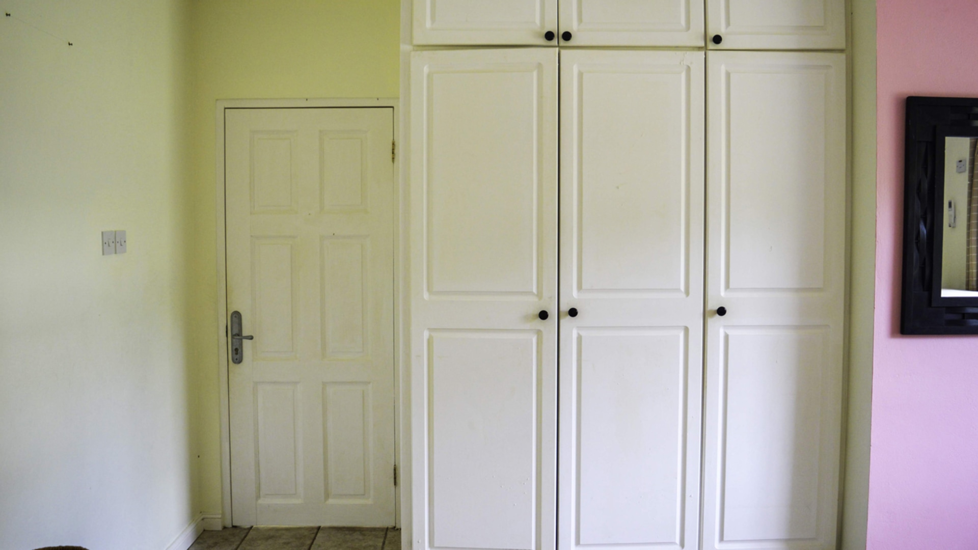 st lucia real estate 3-bed Standalone Trouya Villa for Rent closet