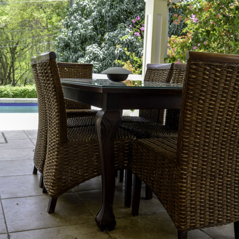 st lucia real estate 3-bed Standalone Trouya Villa for Rent table
