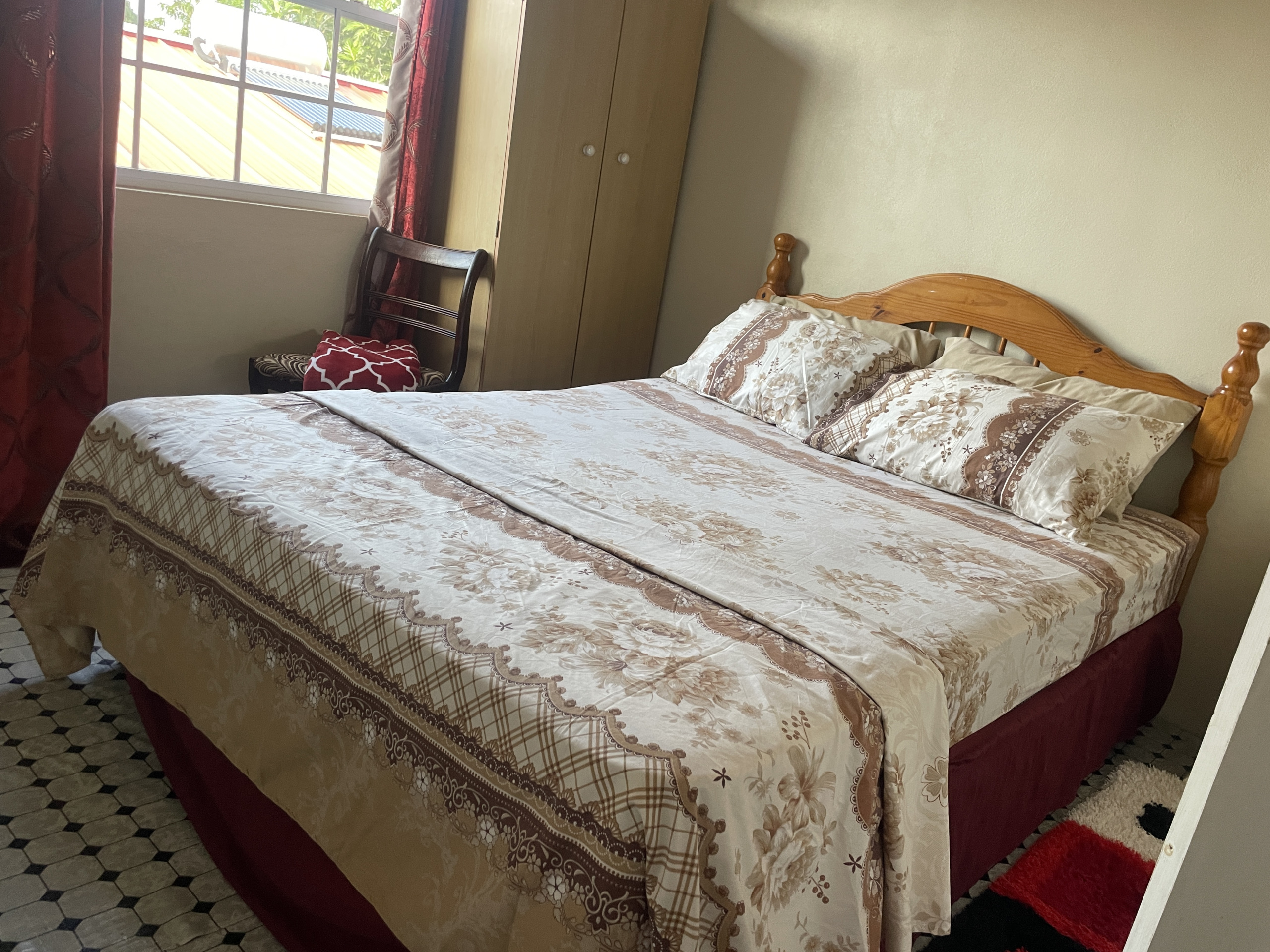 St Lucia real estate 4-Bedroom House for Sale in St. Lucia, Blackbay wooden bed