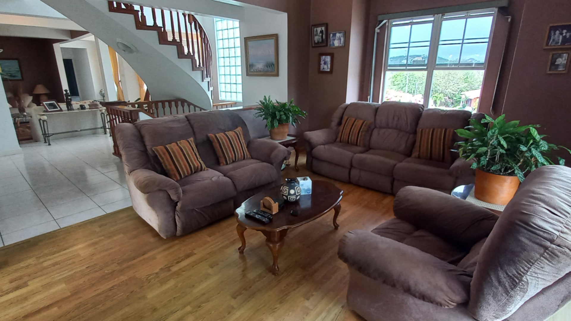 THE VICTORIAN6 St Lucia real estate Victorian Villa at Cap Estate for sale sofas