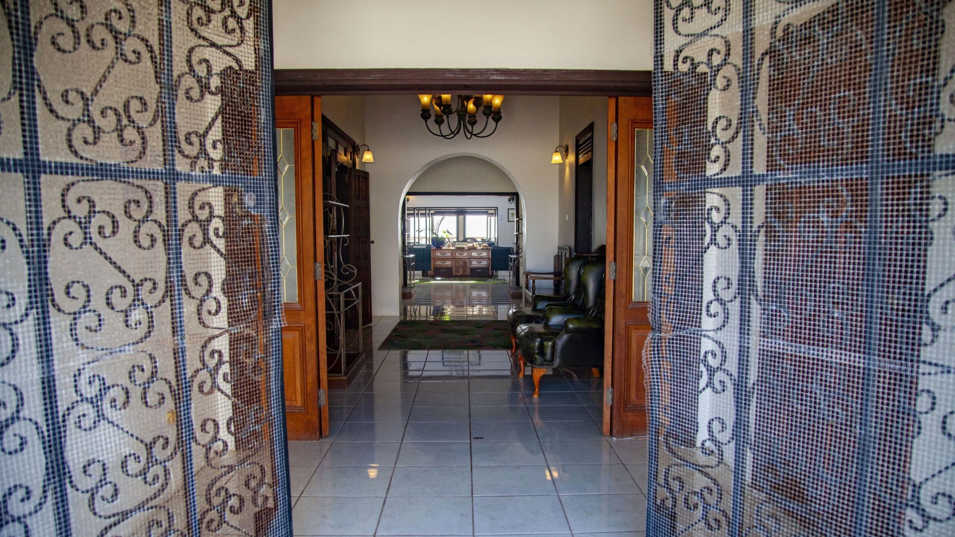 st lucia real estate Ocean View Villa Cap Estate entrance