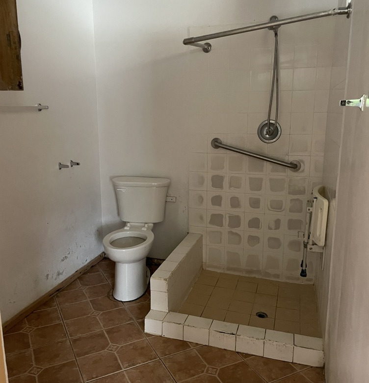 house and land in st lucia toilet
