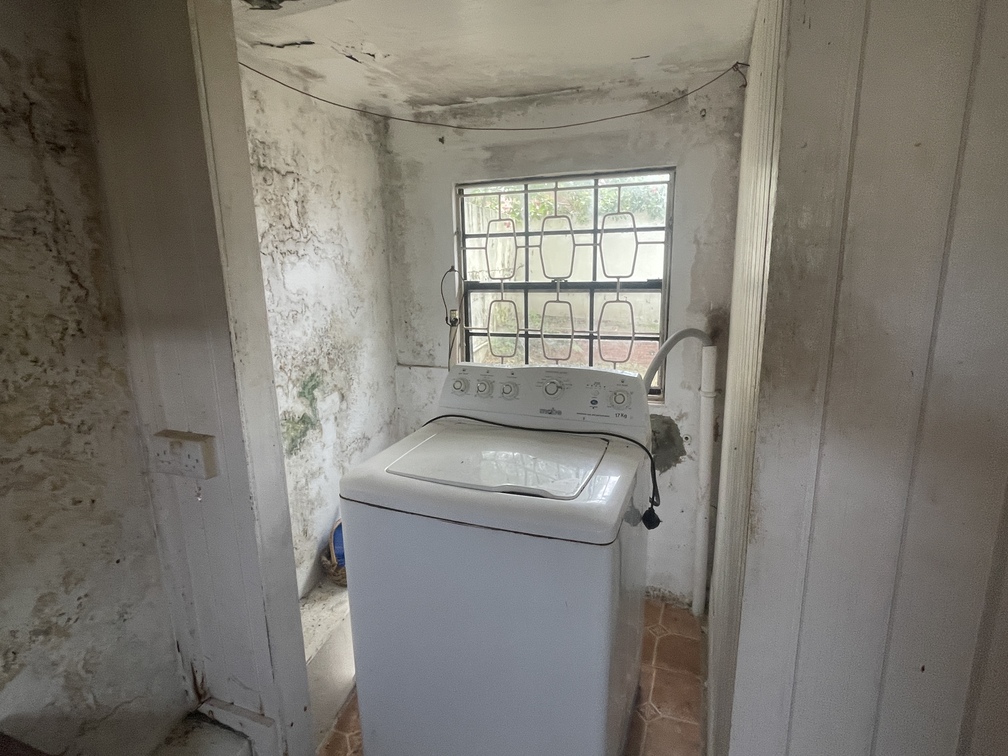 IMG_0565 Beausejour st lucia house for sale laundery
