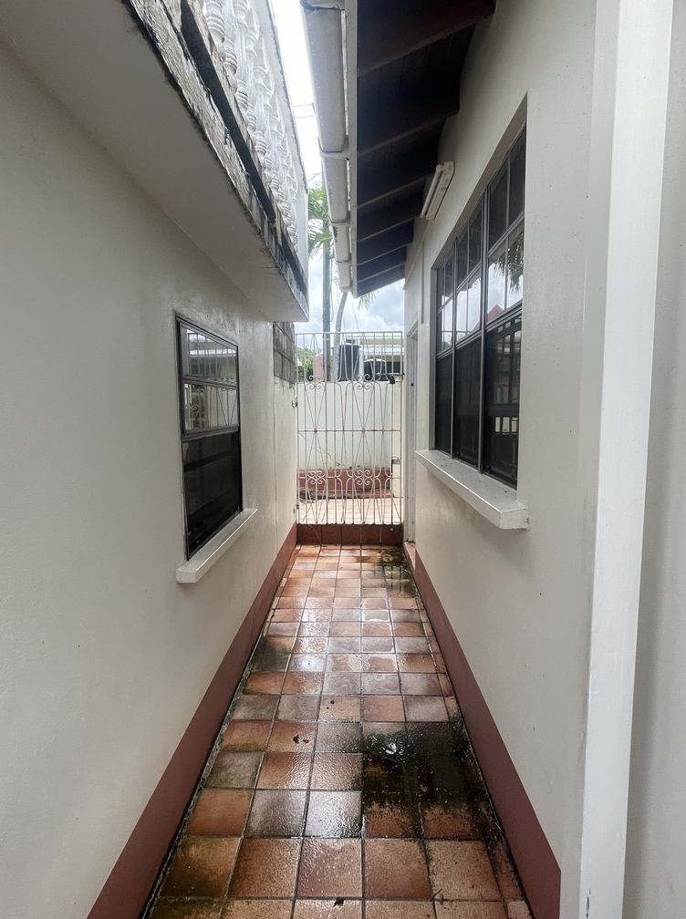 IMG_0566 Beausejour st lucia house for sale hallway
