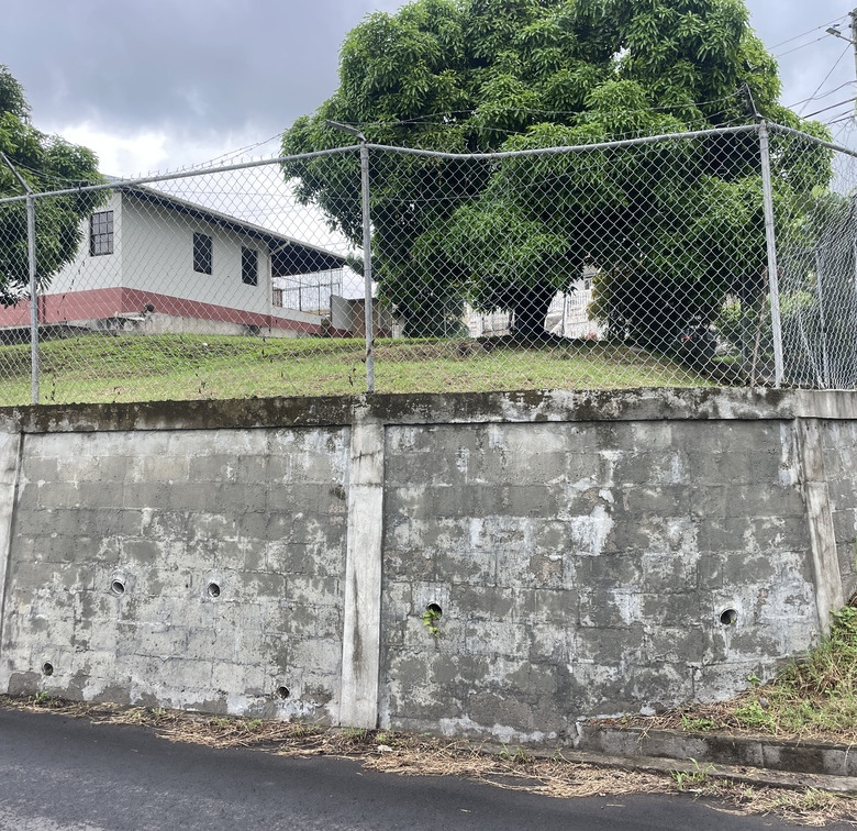 Beausejour st lucia house for sale with pool wall