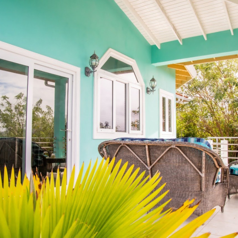 Villa For Rent In Cas En bas