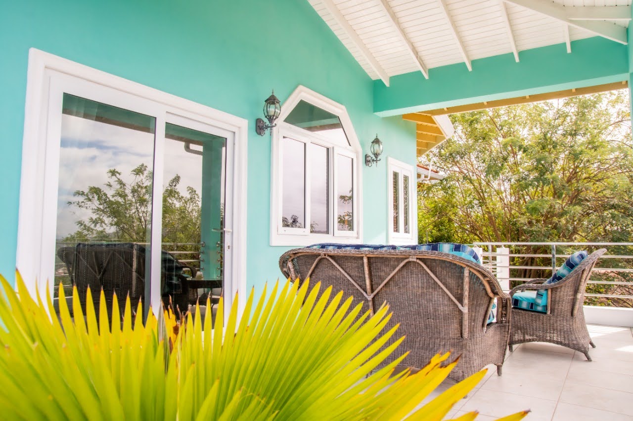 Villa For Rent In Cas En bas