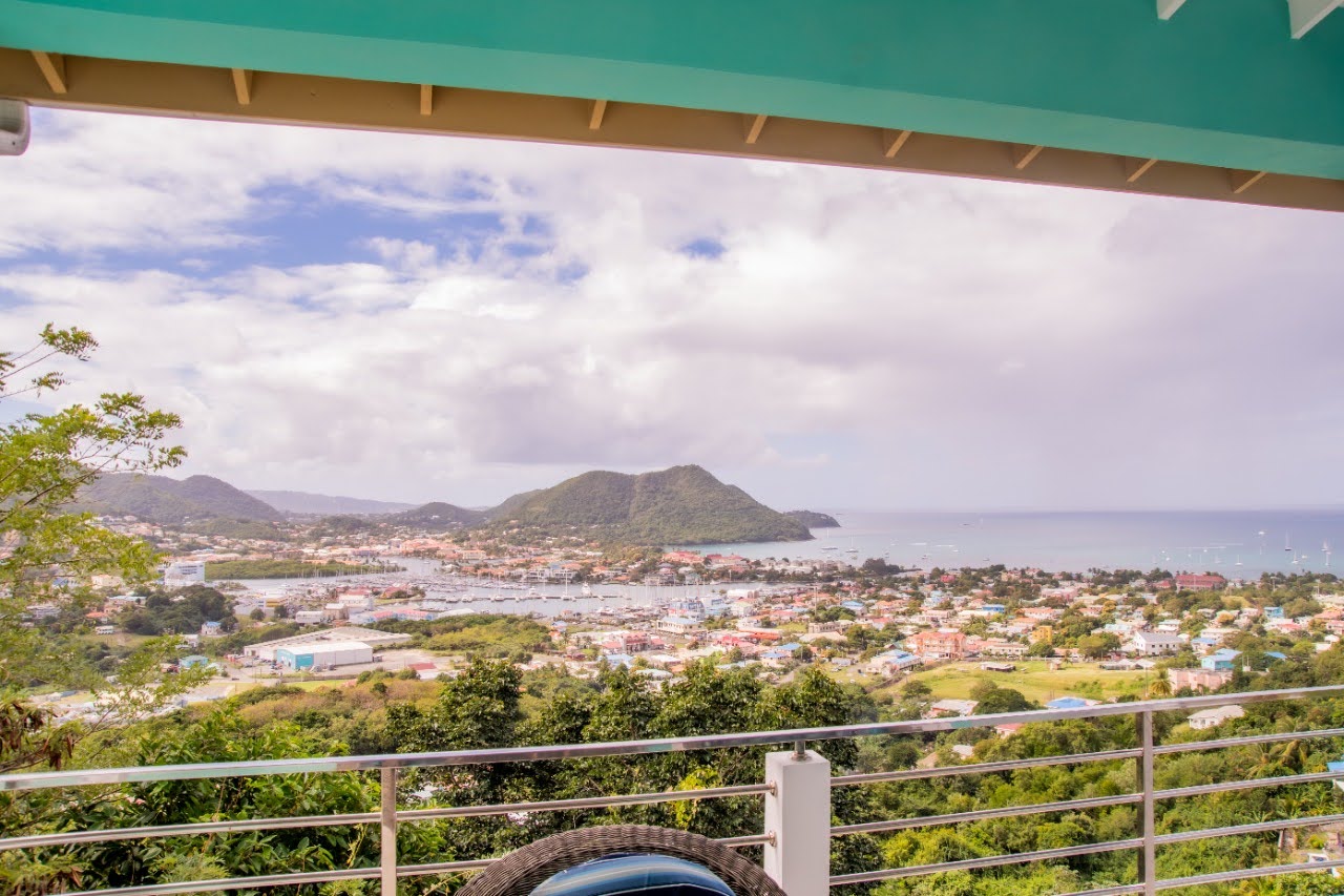 Villa For Rent In Cas En bas