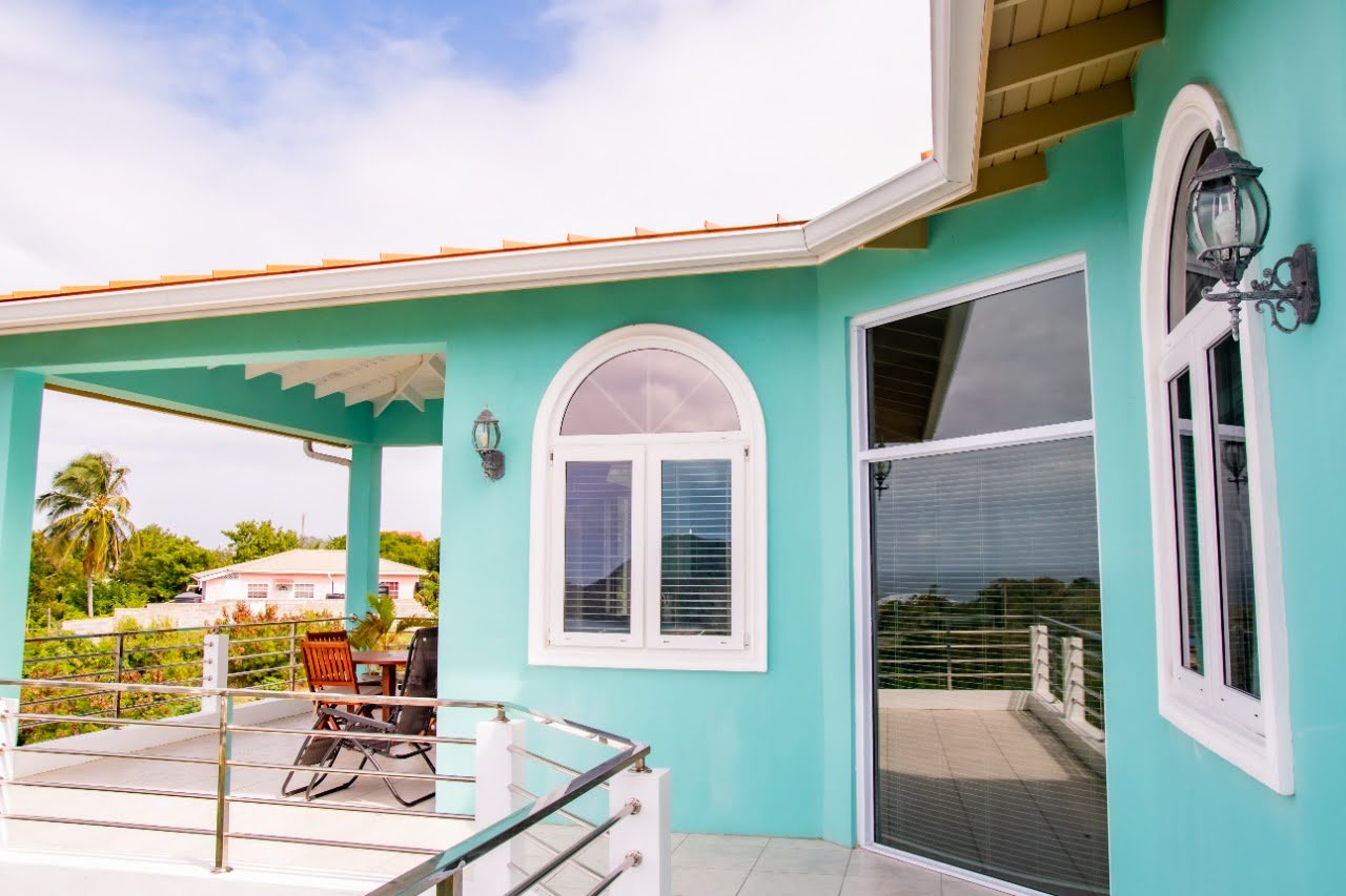 Villa For Rent In Cas En bas