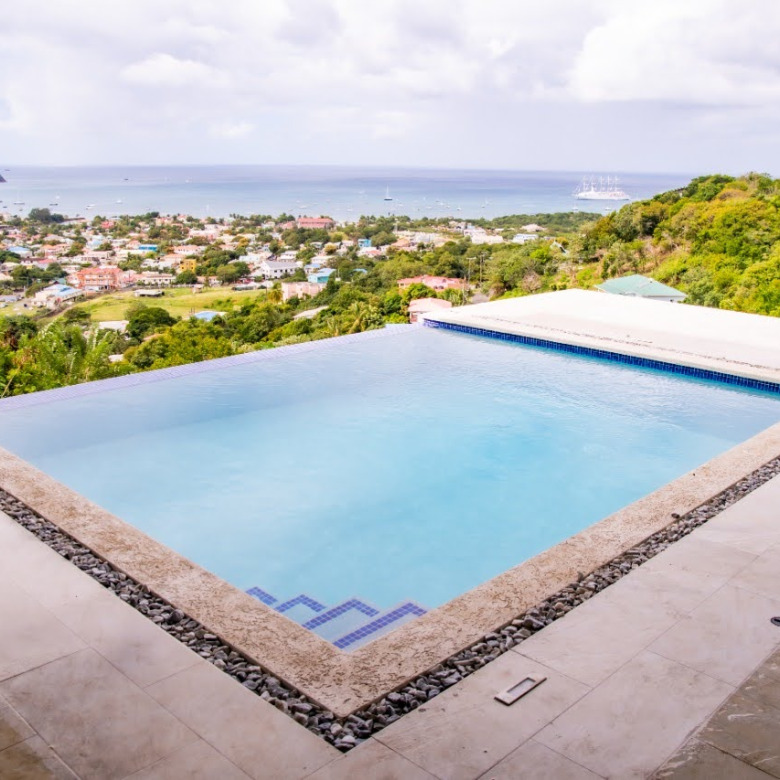 Villa For Rent In Cas En bas
