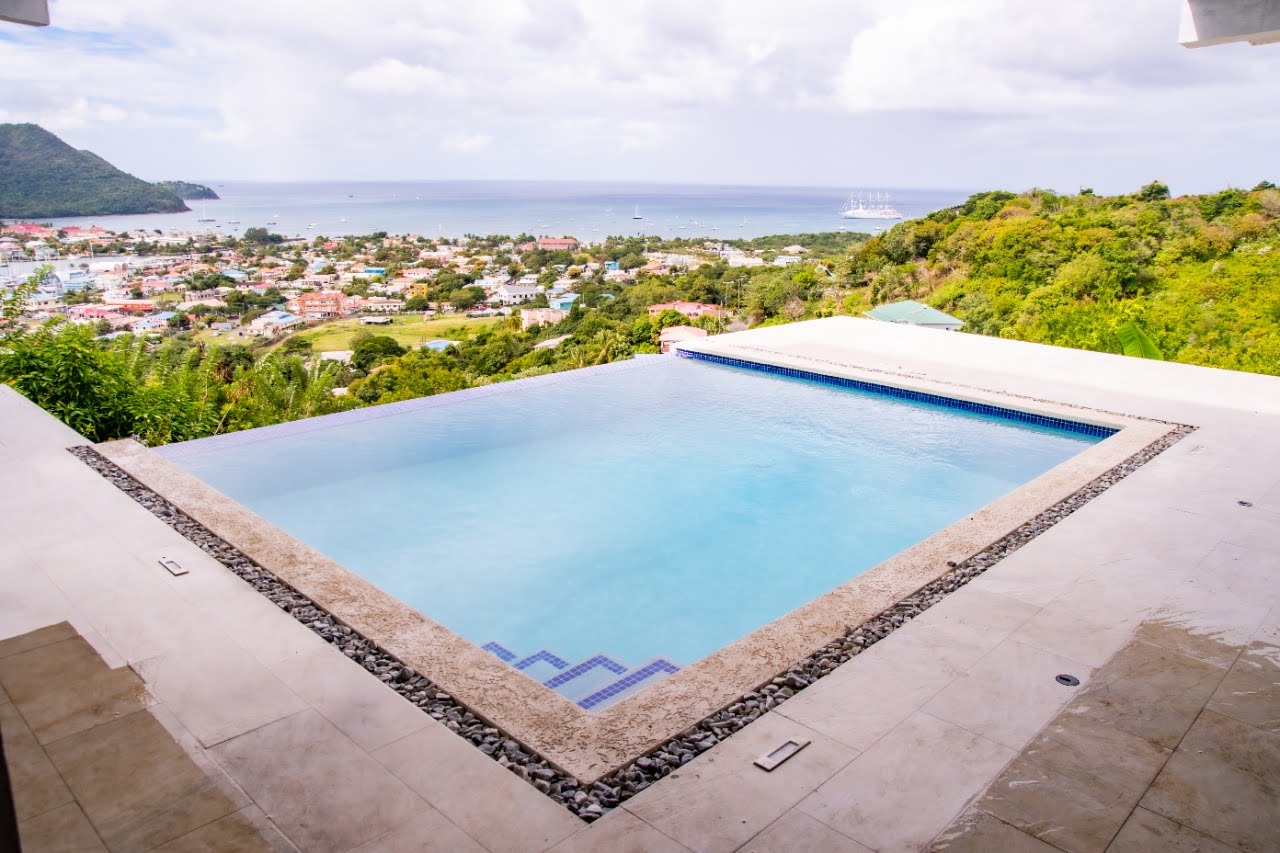 Villa For Rent In Cas En bas