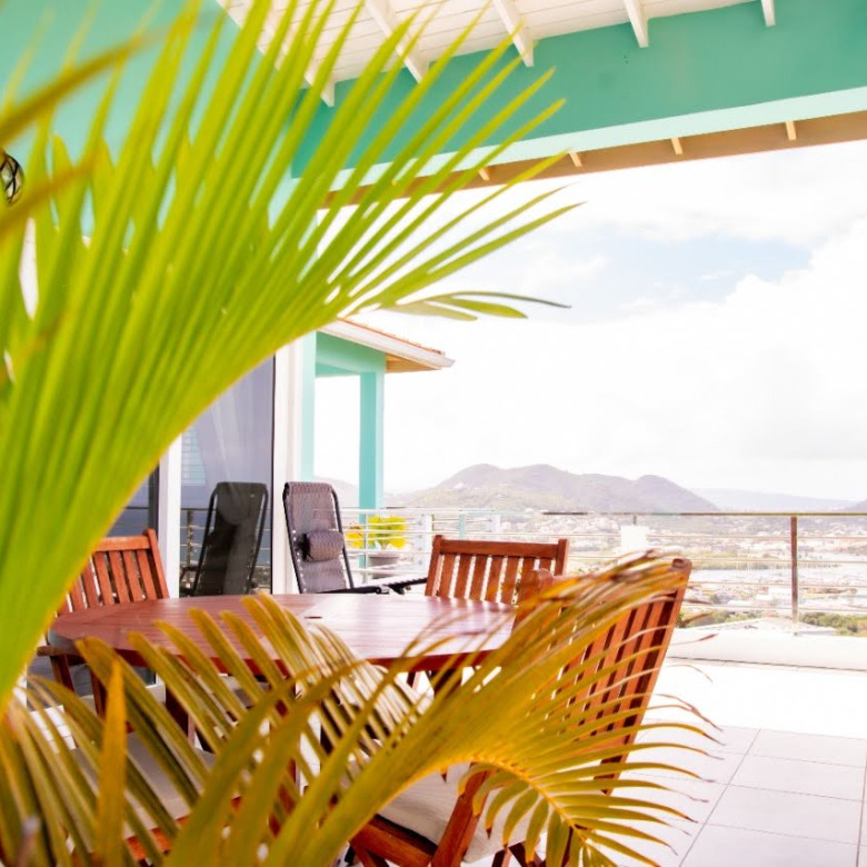 Villa For Rent In Cas En bas