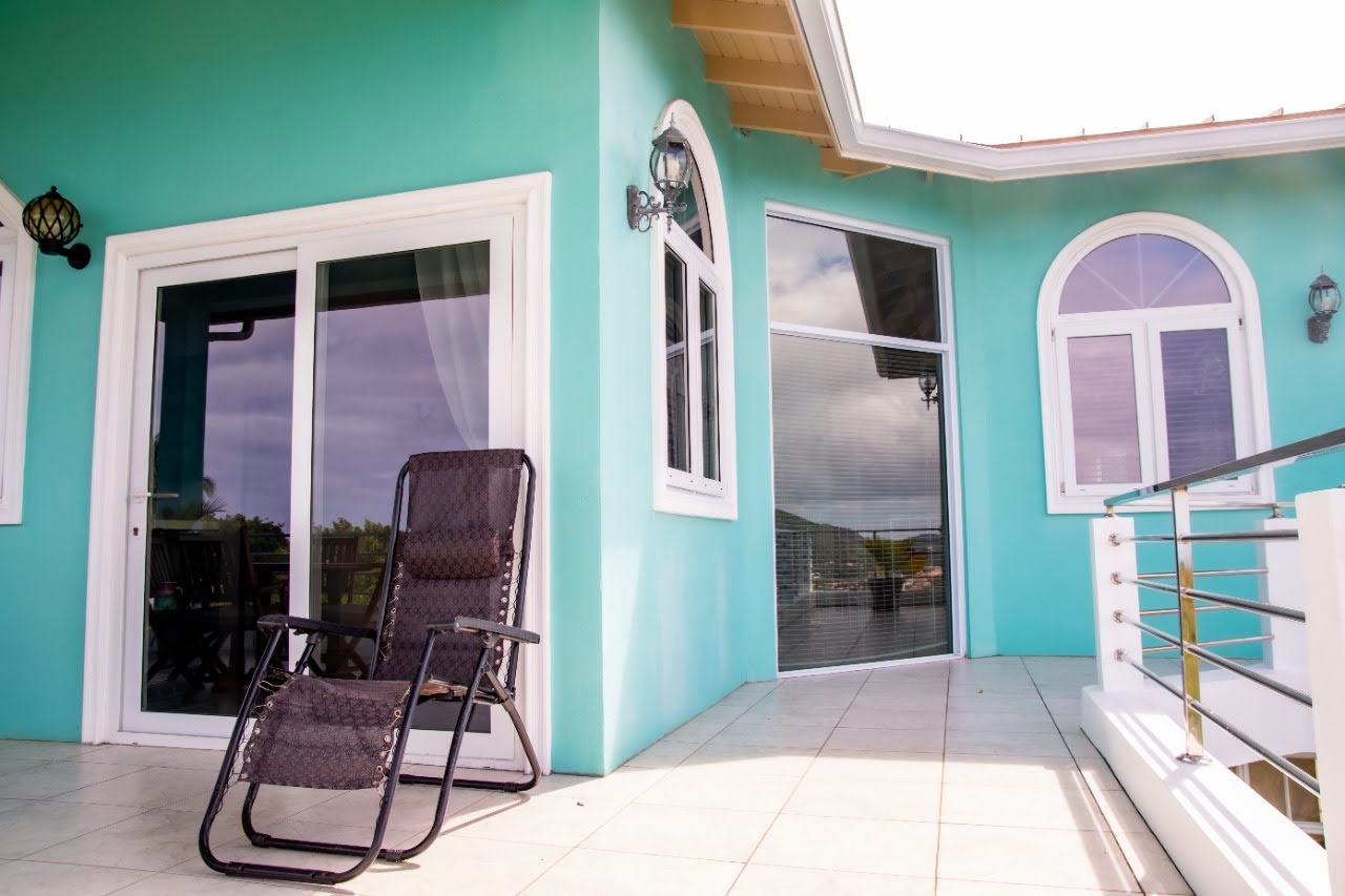 Villa For Rent In Cas En bas
