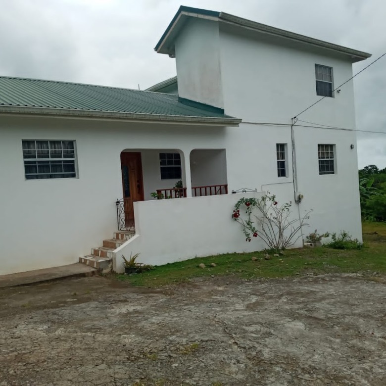 House for Sale in Augier