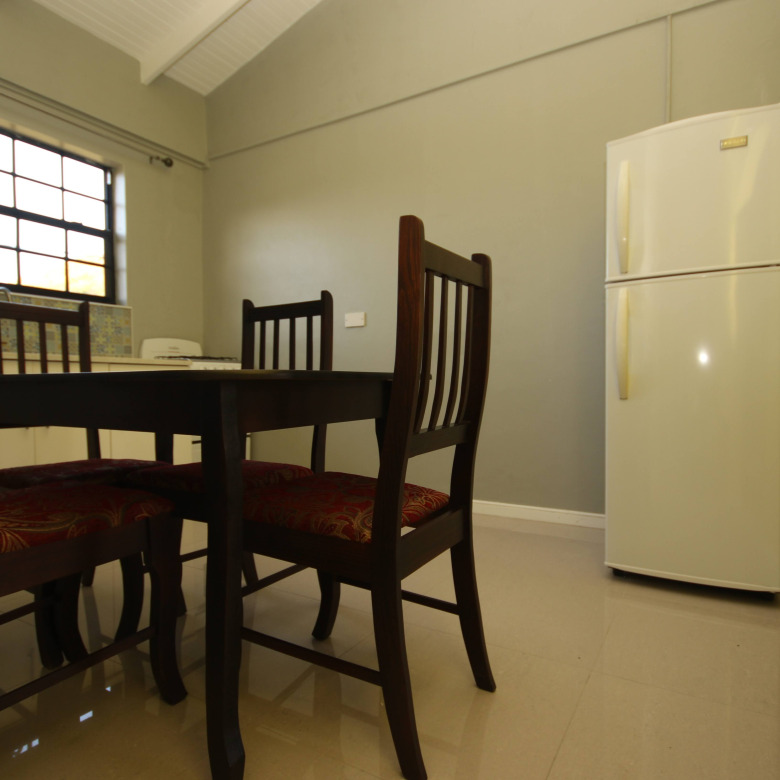 Varonica’s Breathe Easy Rental Apartment