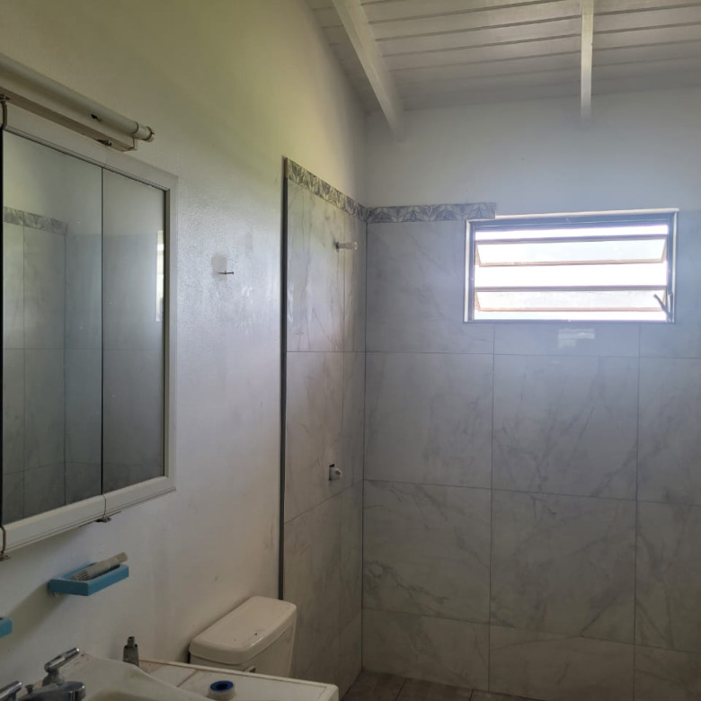 st lucia real estate 3 Bedroom House Close to Gablewoods For Rent bath2