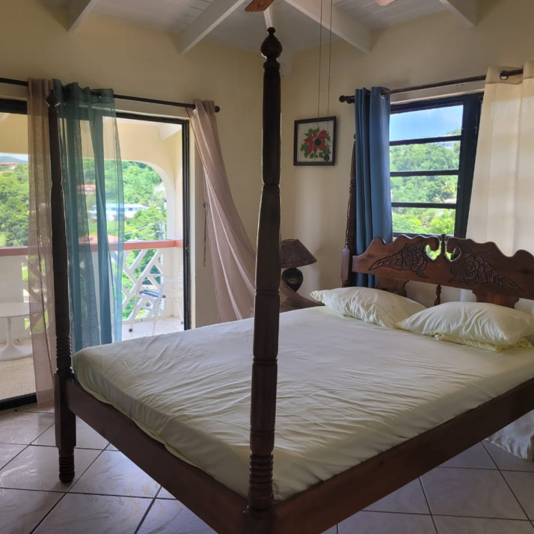 st lucia real estate 3 Bedroom House Close to Gablewoods For Rent 4 poster bed