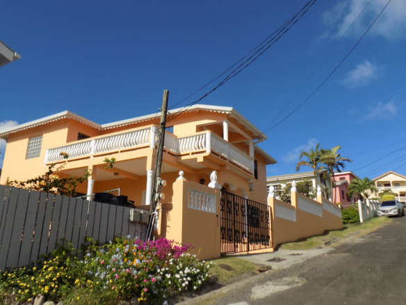 BEausejour Standalone House For Rent in st lucia