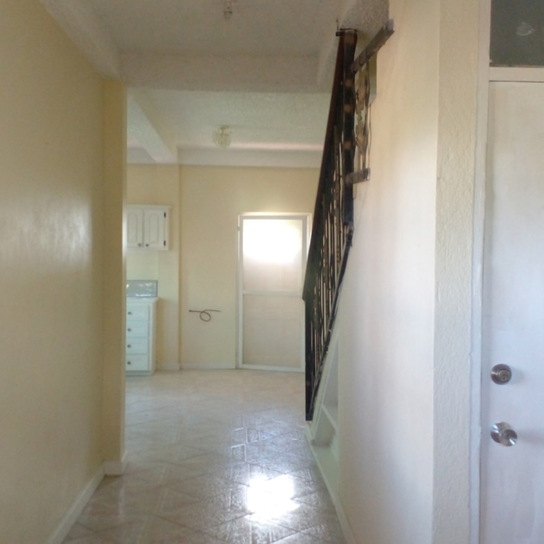 St Lucia real estate BEAUSEJOUR 3-BED HOUSE FOR RENT alley