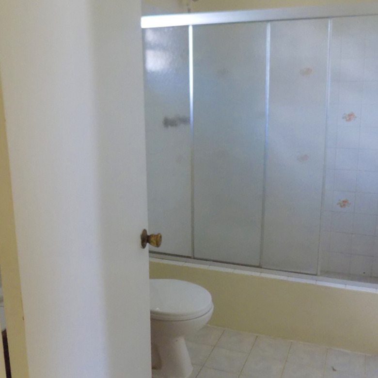 St Lucia real estate BEAUSEJOUR 3-BED HOUSE FOR RENT bathroom