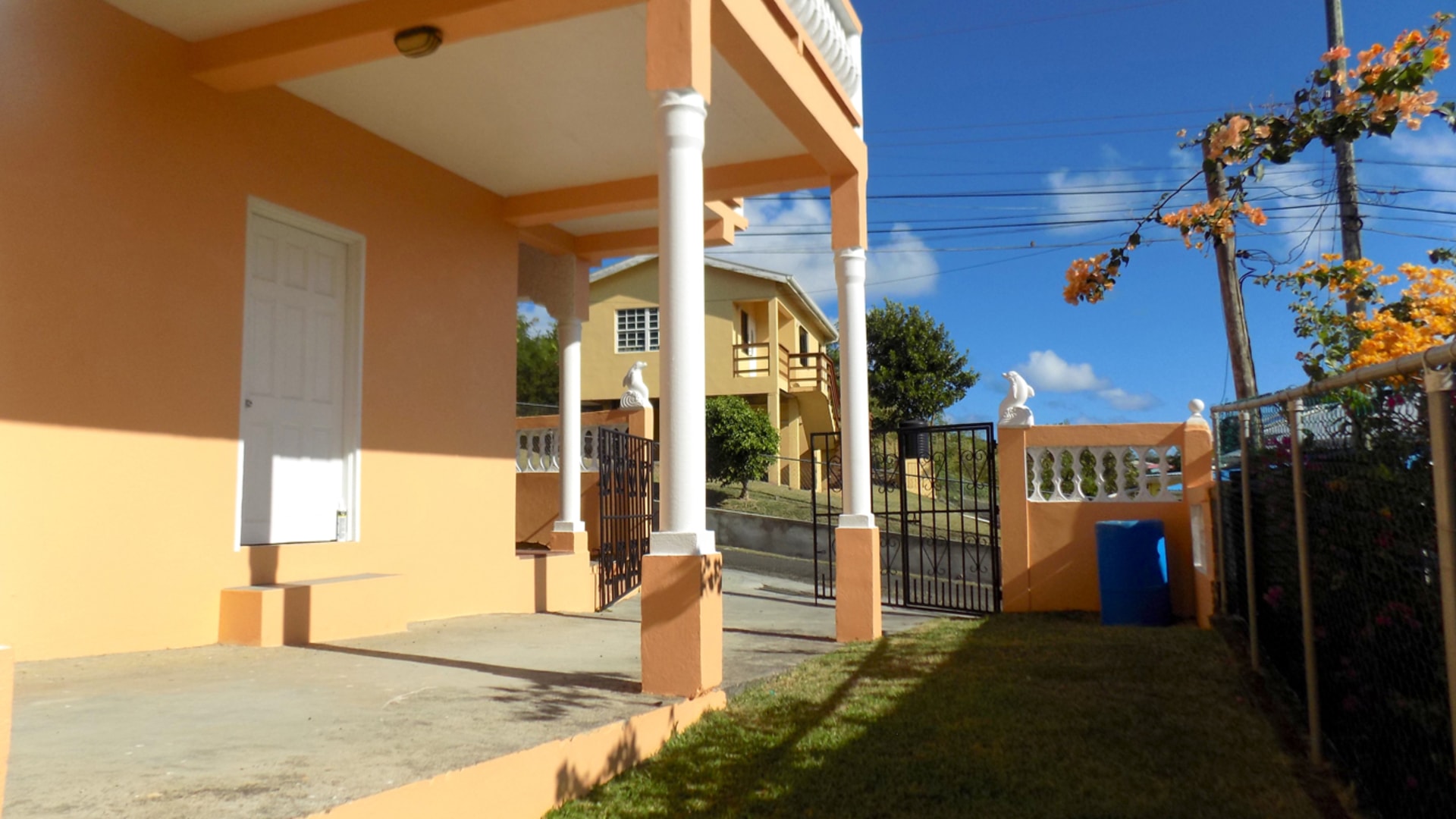 St Lucia real estate BEAUSEJOUR 3-BED HOUSE FOR RENT gate
