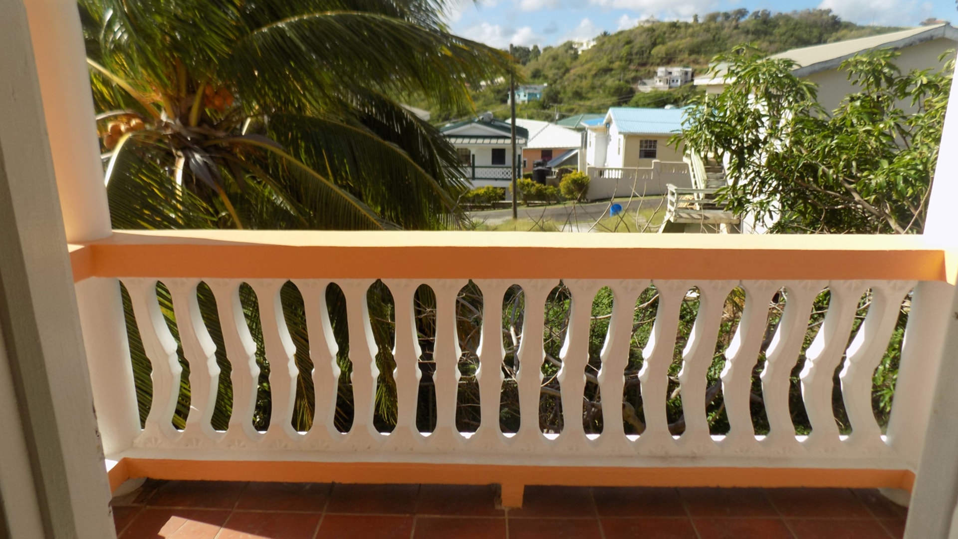 St Lucia real estate BEAUSEJOUR 3-BED HOUSE FOR RENT balcony