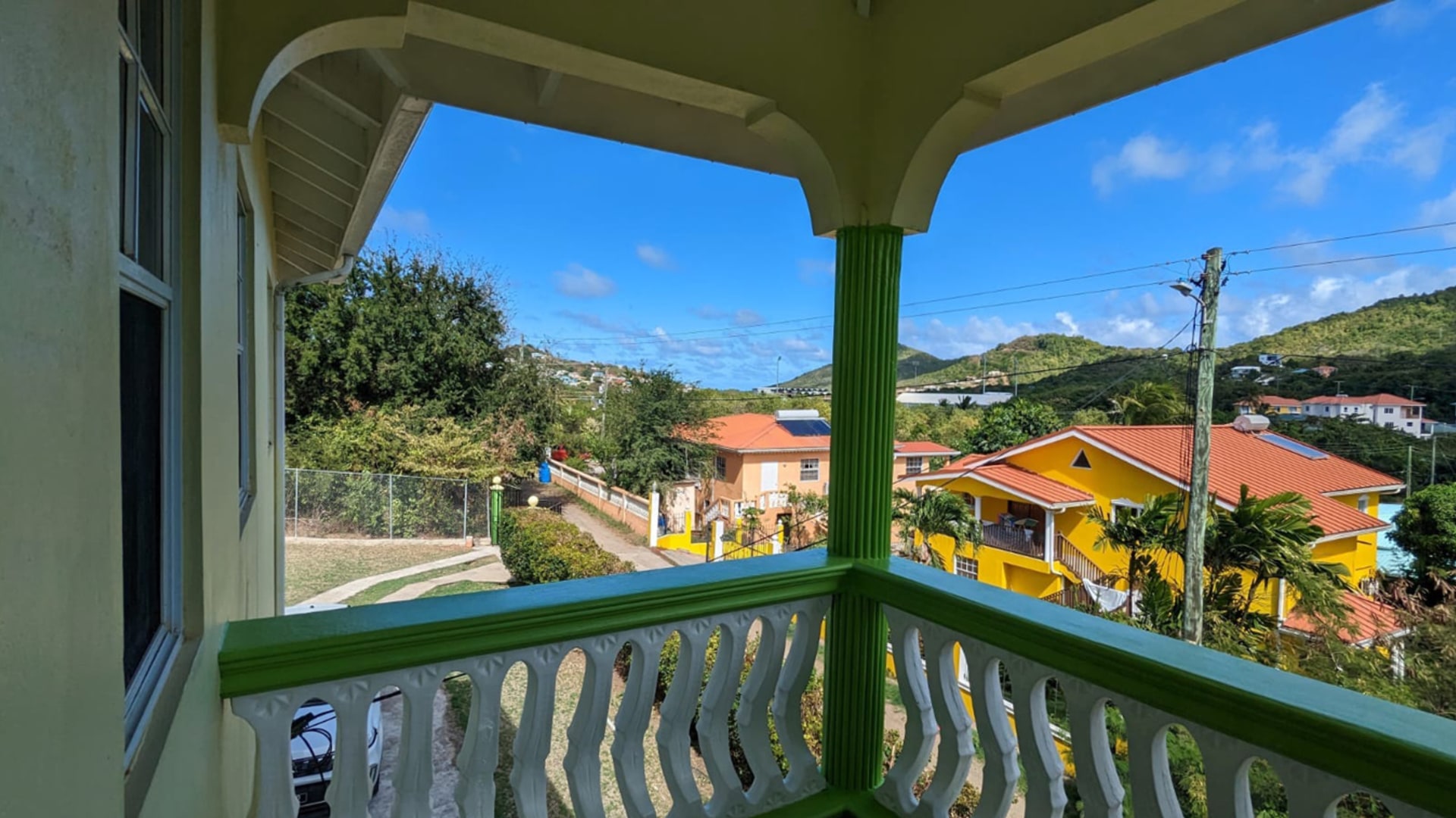 BONNE TERRE GARDENS STANDALONE – 3 BED4 St Lucia real estate Bonne Terre Gardens 3 Bedroom House for rent balcony