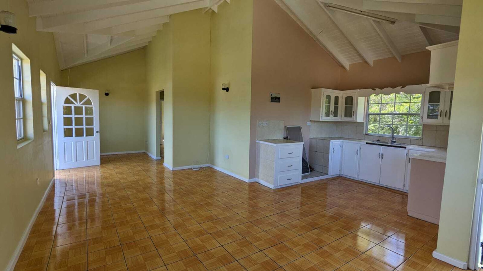BONNE TERRE GARDENS STANDALONE – 3 BED5 St Lucia real estate Bonne Terre Gardens 3 Bedroom House for rent living room