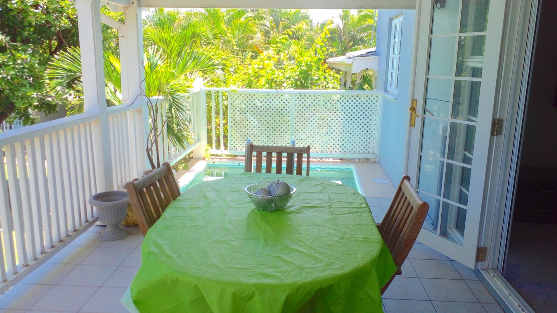 st lucia real estate HIBISCUS 2 AT GATE PARK FOR RENT table