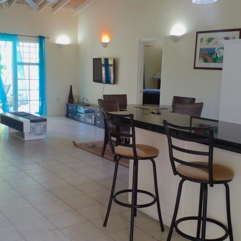 st lucia real estate HIBISCUS 2 AT GATE PARK FOR RENT living kitchen