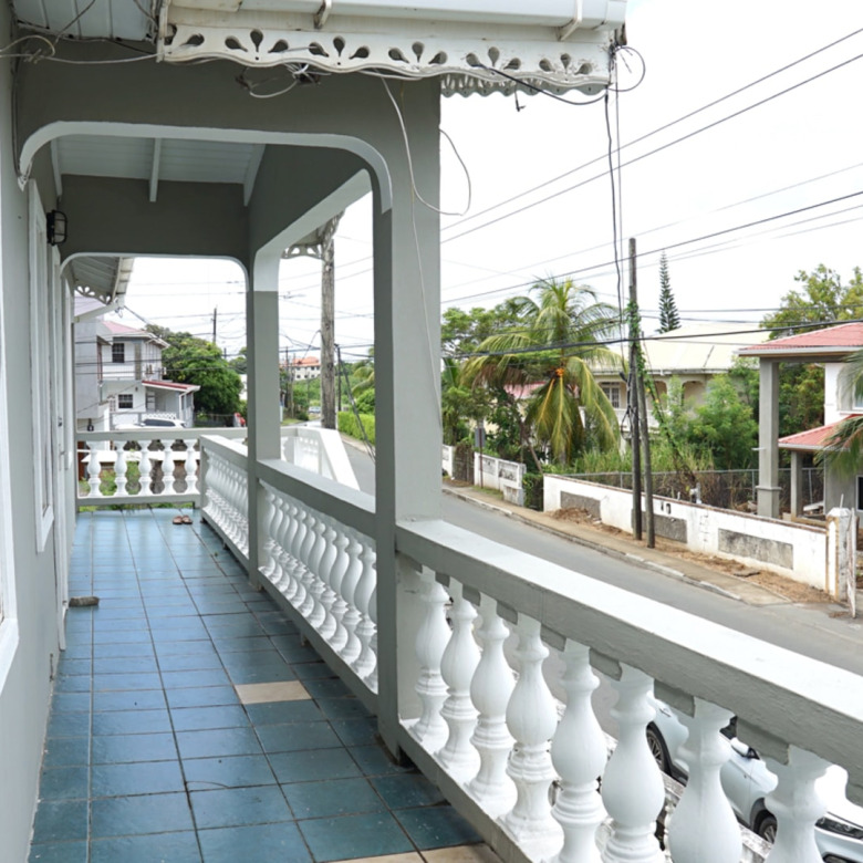 HOLLINS DRIVE 3 BED APT. IN RODNEY BAY