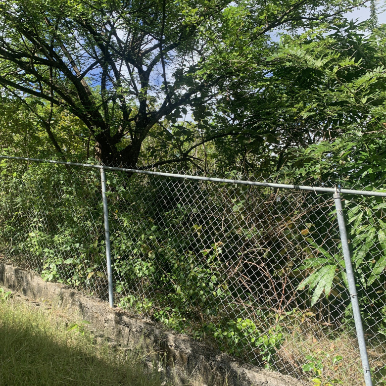Land For Sale In La Retraite