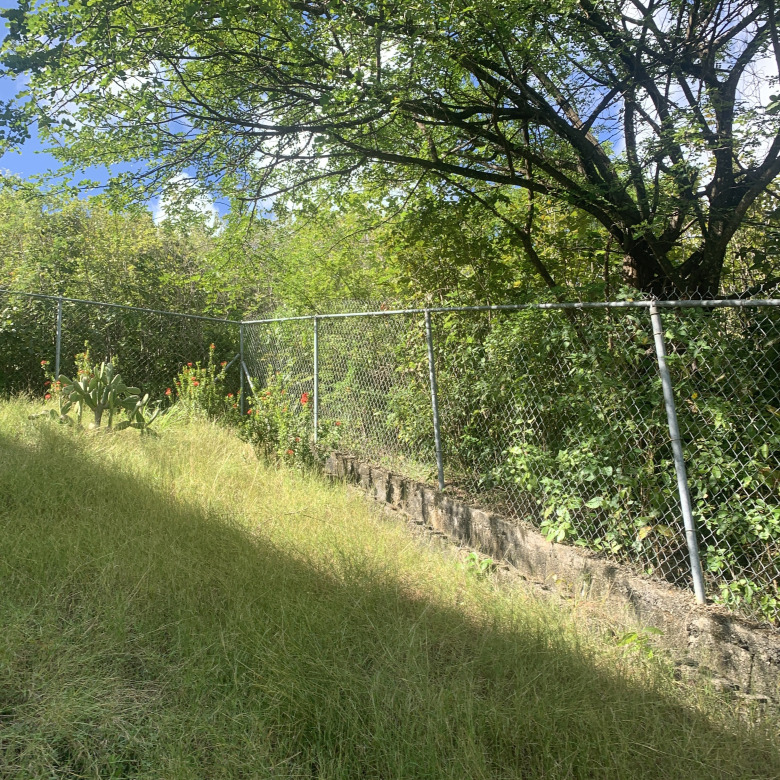 Land For Sale In La Retraite