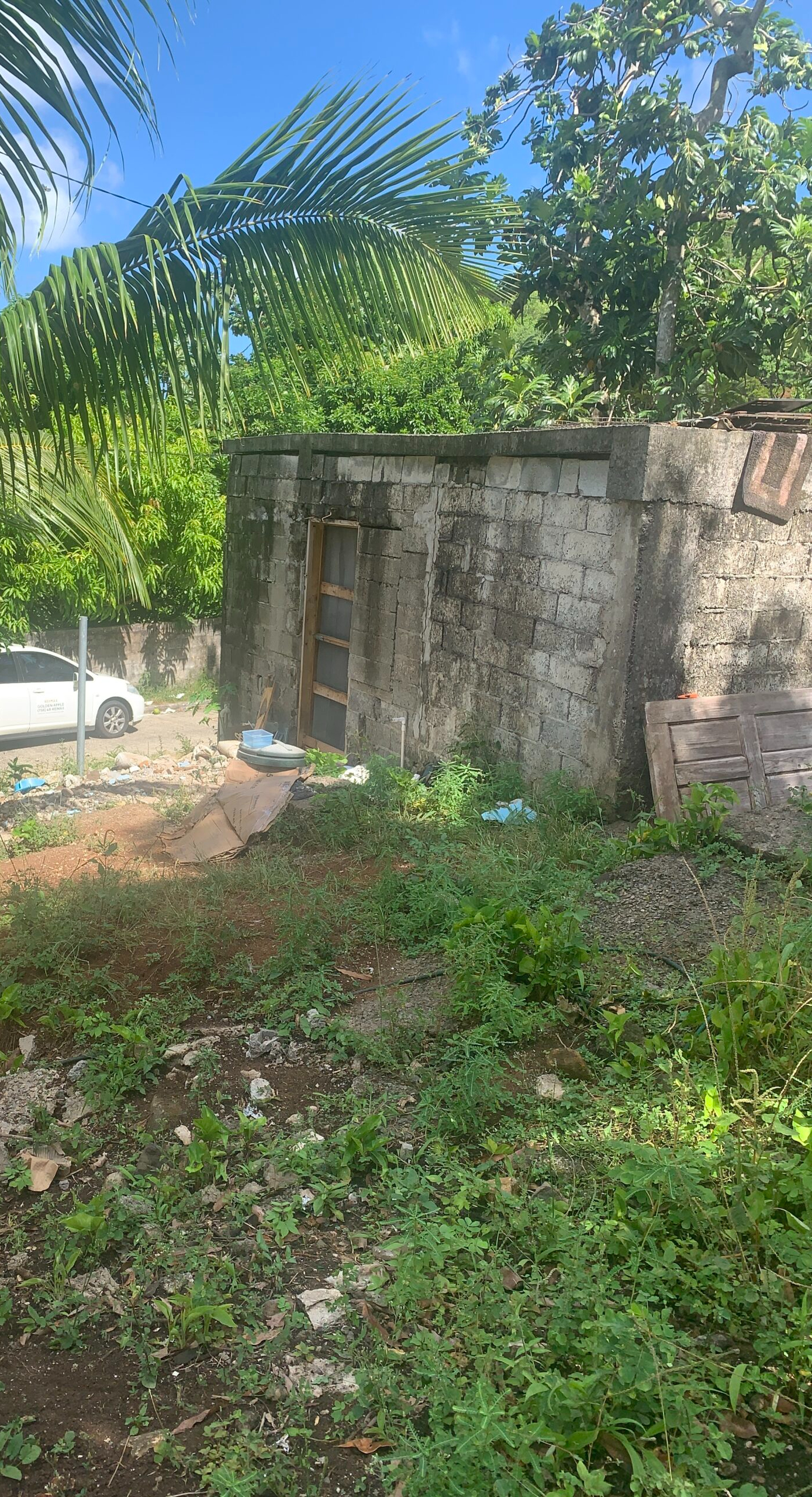 Land For Sale In La Clery