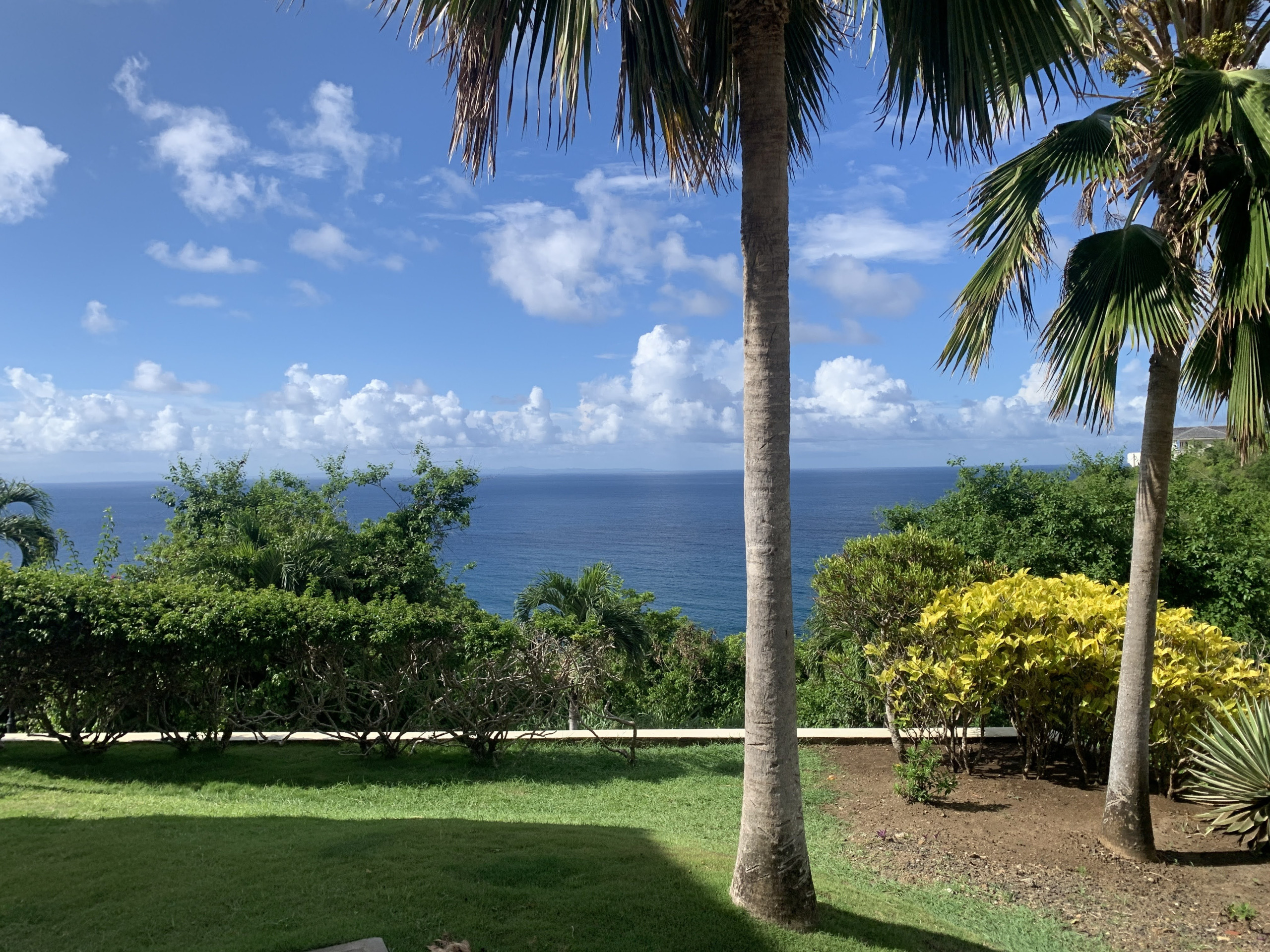 3 Bed Luxury Villa In Cap Estate