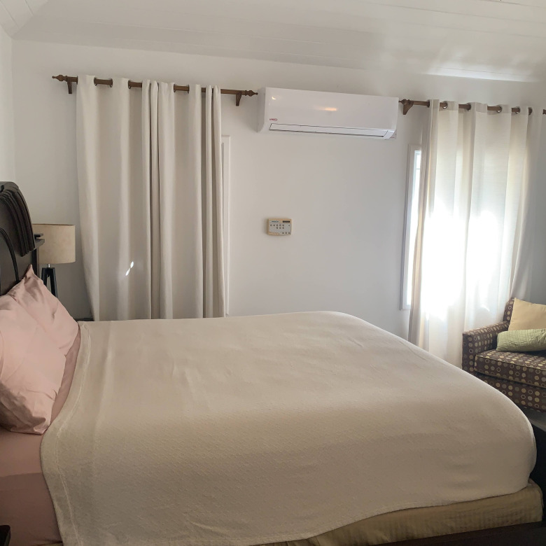 3 Bed Luxury Villa In Cap Estate